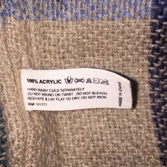 Macchia Di Ruggine Plaid Infinity Scarf - Picture 4 of 8